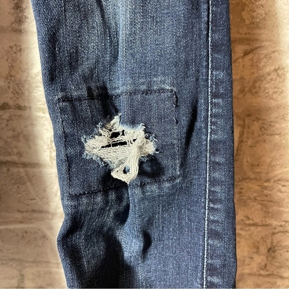 Abercrombie Kids Jeans Kids Sz 11/12 SLIM Dark Denim Super Skinny Distressed - Picture 2 of 8